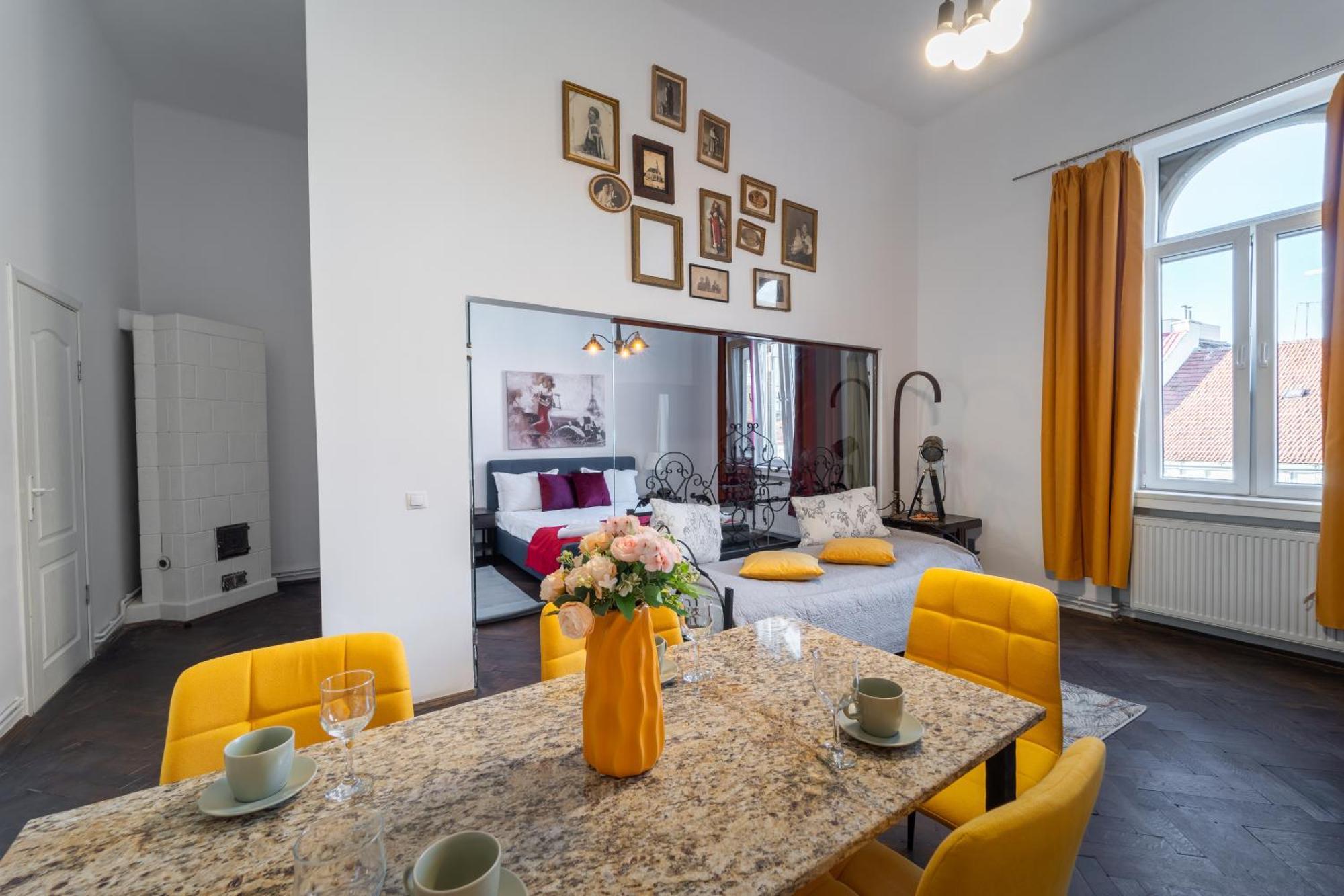 Villa Noble 5 Star House In Unirii Plaza Cluj-Napoca Esterno foto
